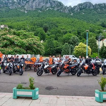 Motel And Restaurant Odusak Dreznjak